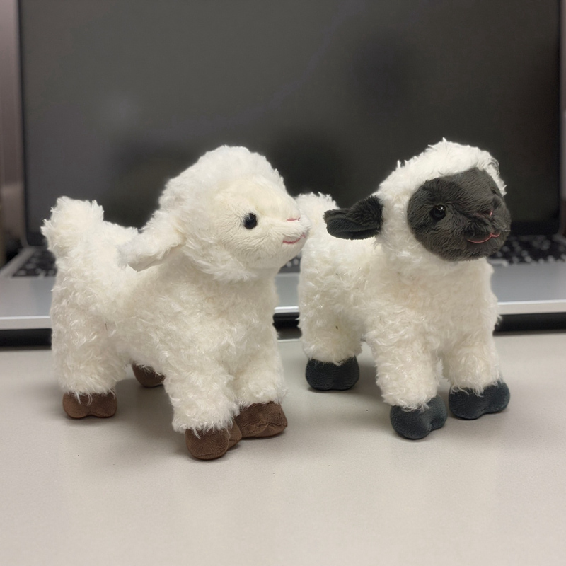 Peluche di pecora nera da 20 c - Office Furniture recensione e prezzo